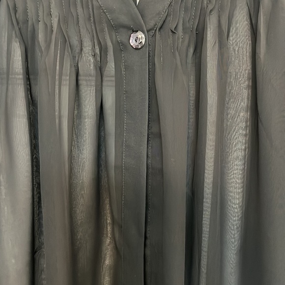 NWOT Romeo & Juliet Couture sheer blouse - Picture 8 of 12